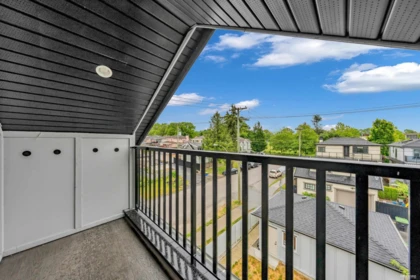 Staircase Photo of 1620 E 53rd Avenue, Vancouver, BC