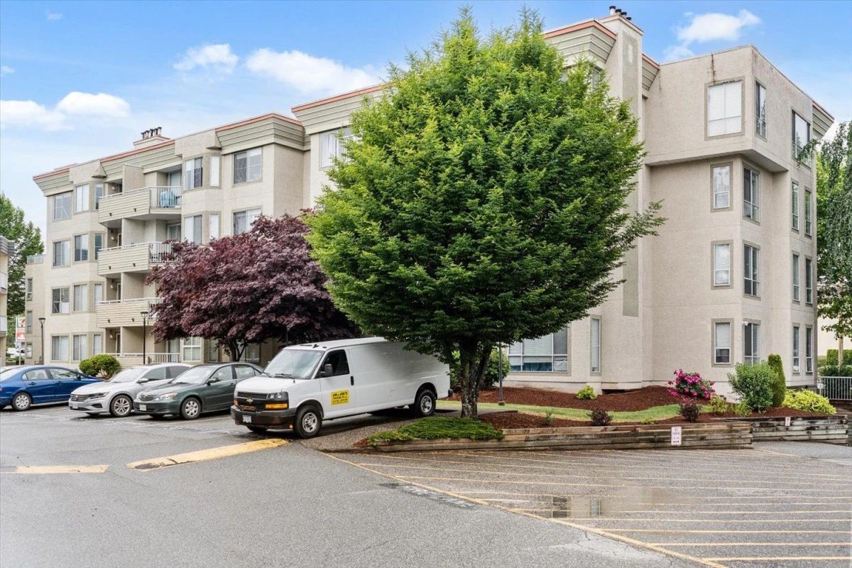Exterior Rear Photo of 233 32830 George Ferguson Way, Abbotsford, BC