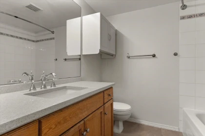 Basement Recreation Room Photo of 233 32830 George Ferguson Way, Abbotsford, BC