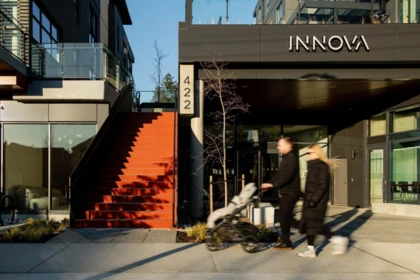 Outdoor Patio Photo of 420 422 E 3rd Street, North Vancouver, BC