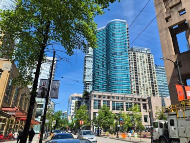 Hallway Photo of 1801 433 Robson Street, Vancouver, BC