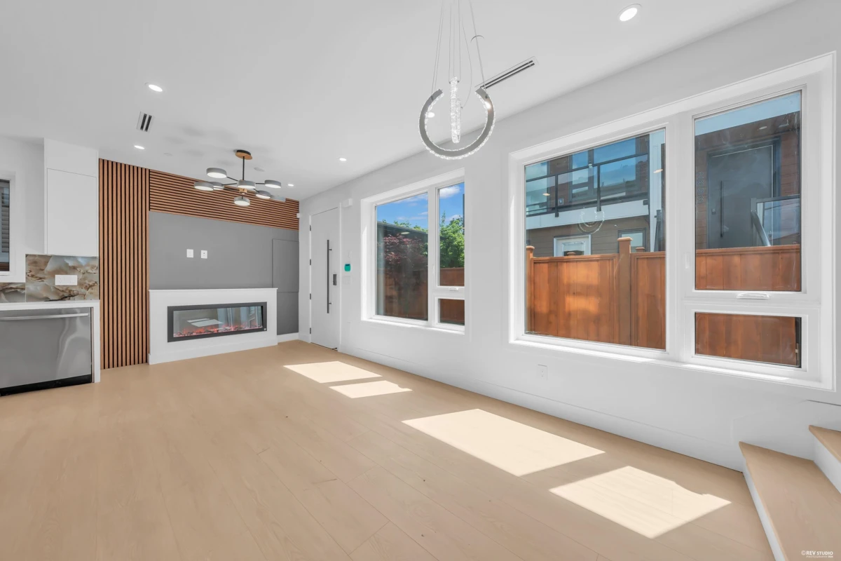 Living Room Photo of 2891 Eton Street, Vancouver, BC