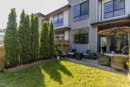 38368 Summits View Drive, Squamish, BC, Squamish — Townhouse for sale