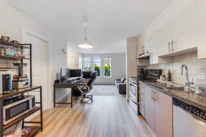 Breakfast Nook Photo of 101 5568 Kings Road, Vancouver, BC