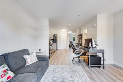Kitchen Photo of 101 5568 Kings Road, Vancouver, BC