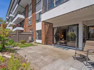 104 1319 Martin Street, White Rock, BC, White Rock — Apartment/Condo for sale