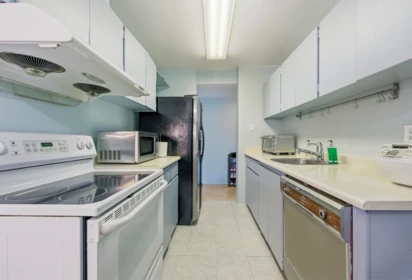 801 6689 Willingdon Avenue, Burnaby, BC, Burnaby — Apartment/Condo for sale