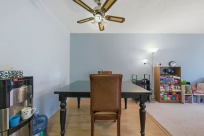 801 6689 Willingdon Avenue, Burnaby, BC, Burnaby — Apartment/Condo for sale