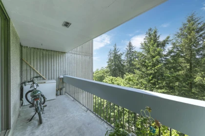 Primary Bedroom Photo of 801 6689 Willingdon Avenue, Burnaby, BC