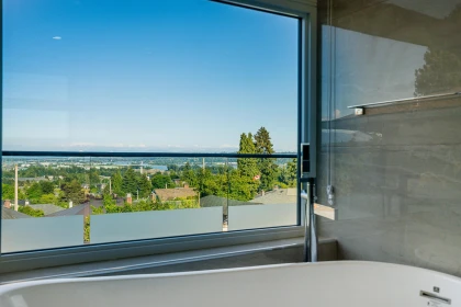 Bedroom 3 Photo of 550 Richmond Street, New Westminster, BC