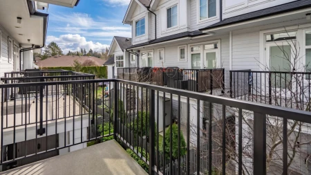 Backyard Photo of 17 21688 52 Avenue, Langley, BC