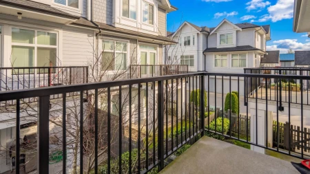 Outdoor Deck Photo of 17 21688 52 Avenue, Langley, BC