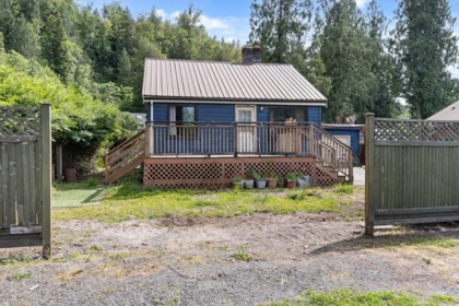Backyard Photo of 45950 Linzey Road, Cultus Lake, BC