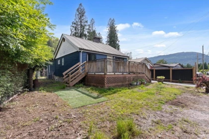 Outdoor Deck Photo of 45950 Linzey Road, Cultus Lake, BC