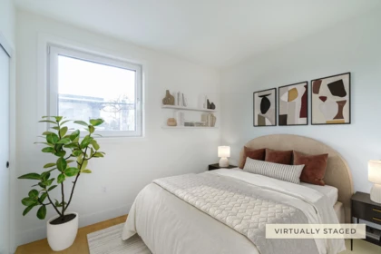 Office / Den Photo of 124 1552 E 3rd Avenue, Vancouver, BC