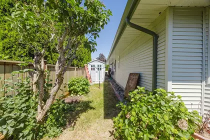 Garden / Landscaping Photo of 6317 Williams Place, Sechelt, BC