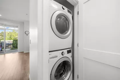 Mudroom Photo of 8 100 Wood Street, New Westminster, BC