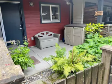 Garden / Landscaping Photo of 105 7533 Gilley Avenue, Burnaby, BC