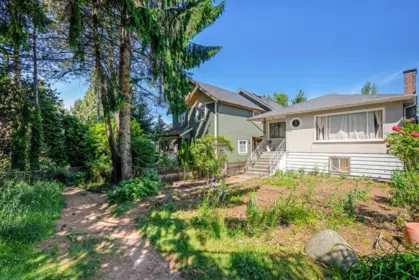 Kitchen Photo of 2733 E 28th Avenue, Vancouver, BC