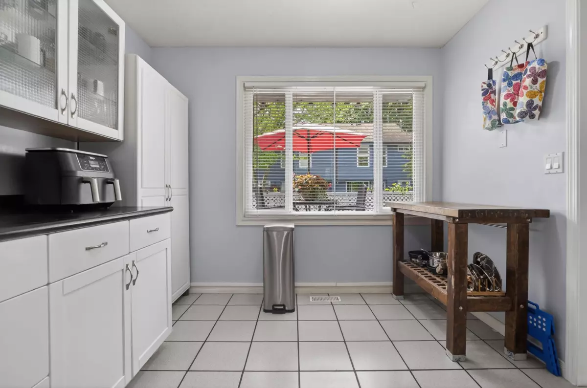 Family Room Photo of 589 Carlsen Place, Port Moody, BC
