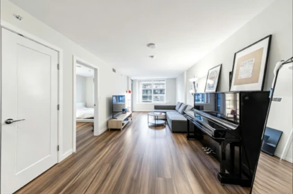 704 8699 Hazelbridge Way, Richmond, BC, Richmond — Apartment/Condo for sale