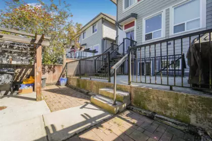 Staircase Photo of 21065 80 Avenue, Langley, BC