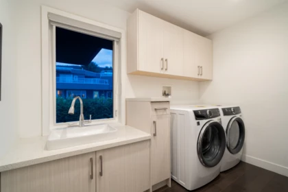 Outdoor Kitchen Photo of 985 Eyremount Drive, West Vancouver, BC