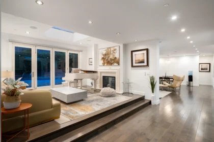 Pantry Photo of 985 Eyremount Drive, West Vancouver, BC