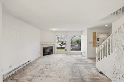 Breakfast Nook Photo of 6 8291 French Street, Vancouver, BC