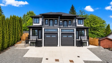 Swimming Pool Photo of 7932 Heron Street, Mission, BC