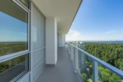Swimming Pool Photo of 2808 6087 Wilson Avenue, Burnaby, BC