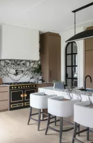 Kitchen Island Photo of 7300 Montana Road, Richmond, BC