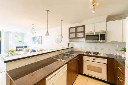 724 7831 Westminster Highway, Richmond, BC, Richmond — Apartment/Condo for sale