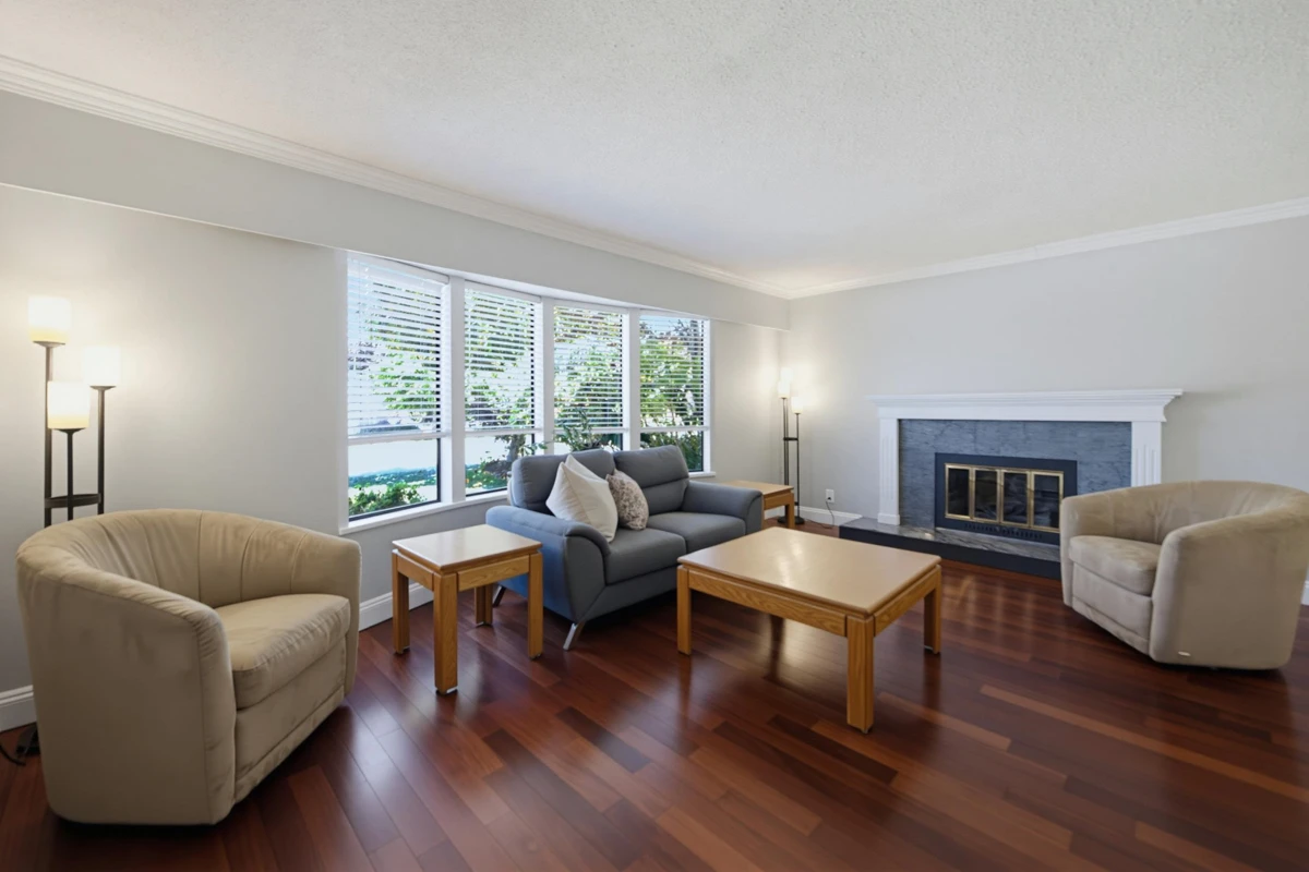 Dining Area Photo of 5494 50 Avenue, Delta, BC