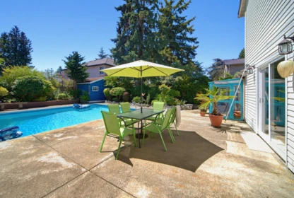 Backyard Photo of 5494 50 Avenue, Delta, BC