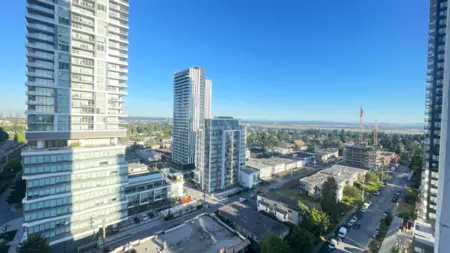 Swimming Pool Photo of 1702 6461 Telford Avenue, Burnaby, BC