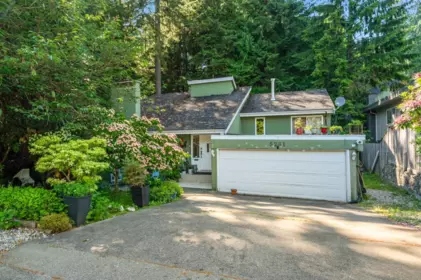 5261 Cliffridge Avenue, North Vancouver, BC, North Vancouver — Single Family Residence for sale