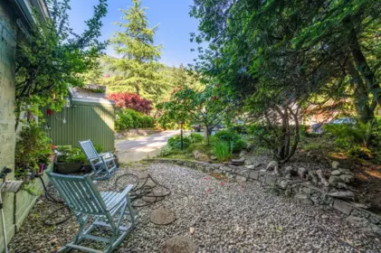 Hallway Photo of 5261 Cliffridge Avenue, North Vancouver, BC