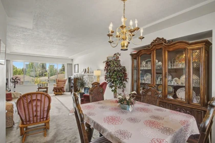 Breakfast Nook Photo of 4843 Venables Street, Burnaby, BC