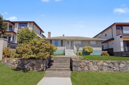 4843 Venables Street, Burnaby, BC, Burnaby — Single Family Residence for sale