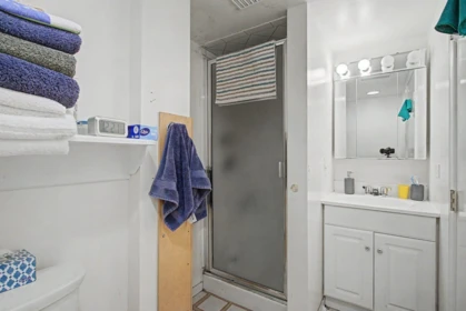 Guest Bathroom Photo of 4843 Venables Street, Burnaby, BC