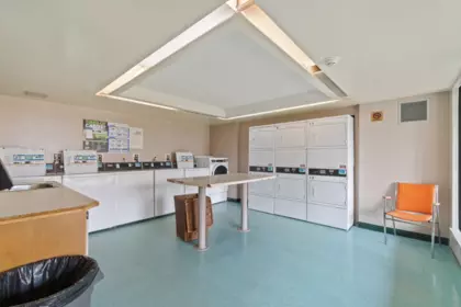 Hot Tub / Spa Photo of 804 1026 Queens Avenue, New Westminster, BC