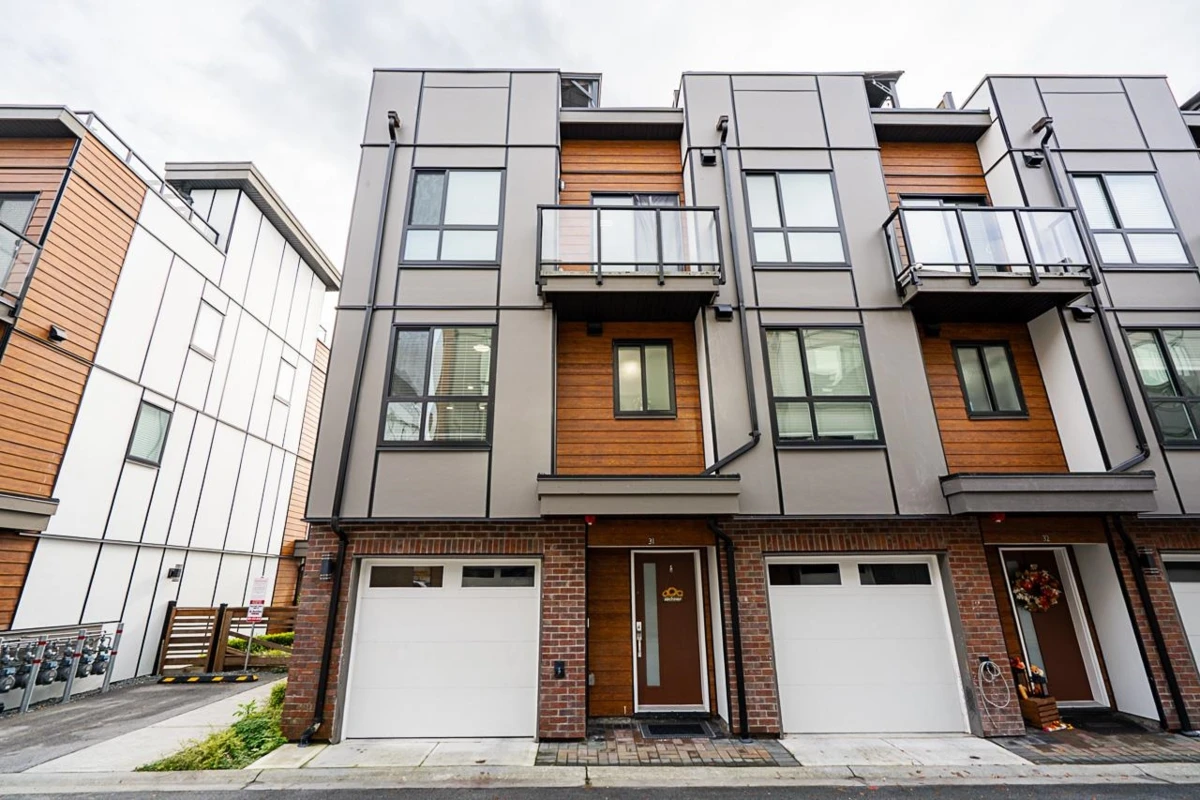 Exterior Rear Photo of 31 19760 55 Avenue, Langley, BC