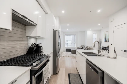 Kitchen Island Photo of 31 19760 55 Avenue, Langley, BC