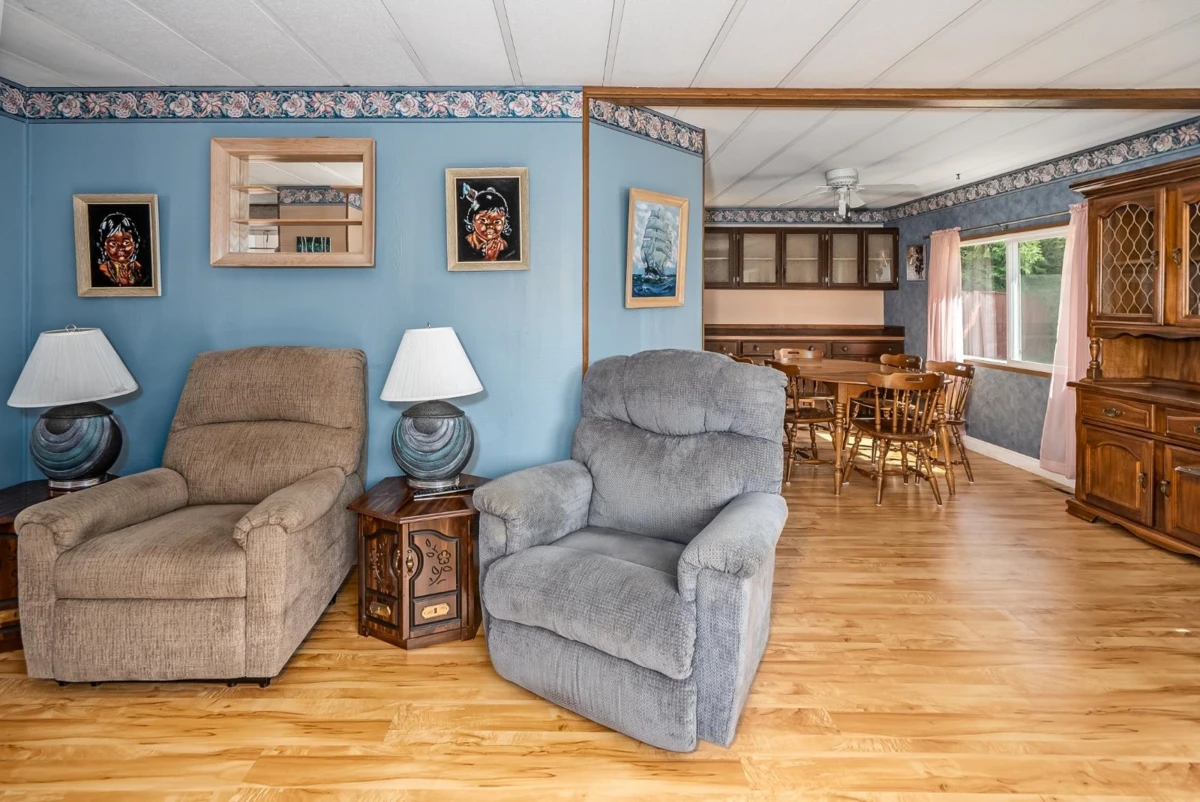 Family Room Photo of 101 3031 200 Street, Langley, BC
