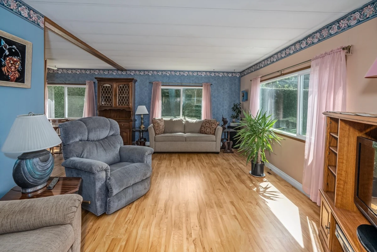 Living Room Photo of 101 3031 200 Street, Langley, BC