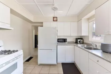 Kitchen Photo of 539 Schoolhouse Street, Coquitlam, BC
