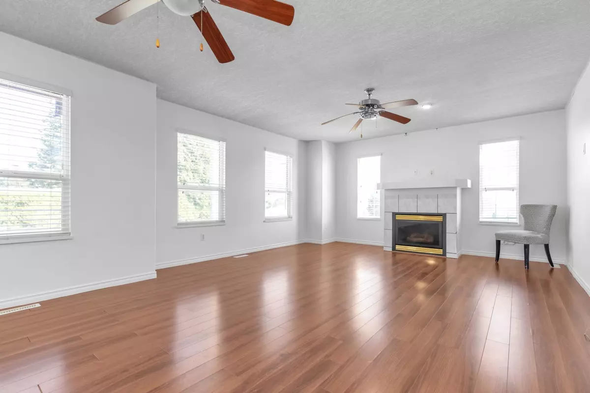 Dining Area Photo of 8067 Cedar Street, Mission, BC