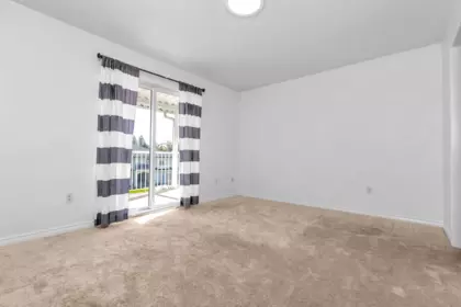 Powder Room Photo of 8067 Cedar Street, Mission, BC