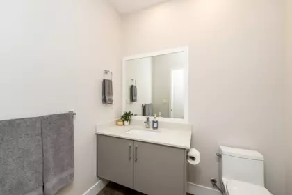 Primary Bathroom Photo of 57 15665 Mountain View Drive, Surrey, BC
